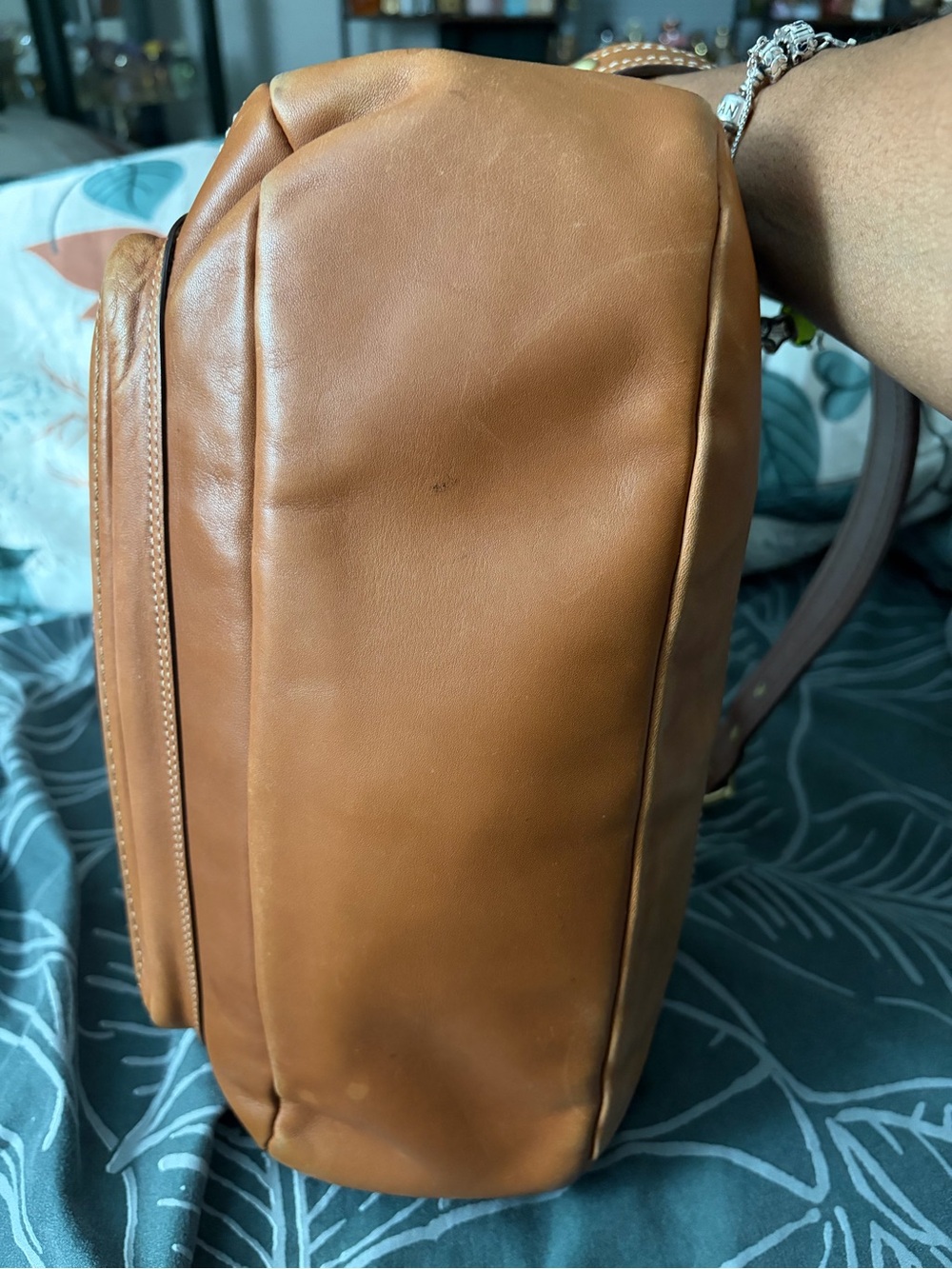 Coach Saddle Brown Leather Messenger with Brass Turn-Lock - Picture 4 of 10